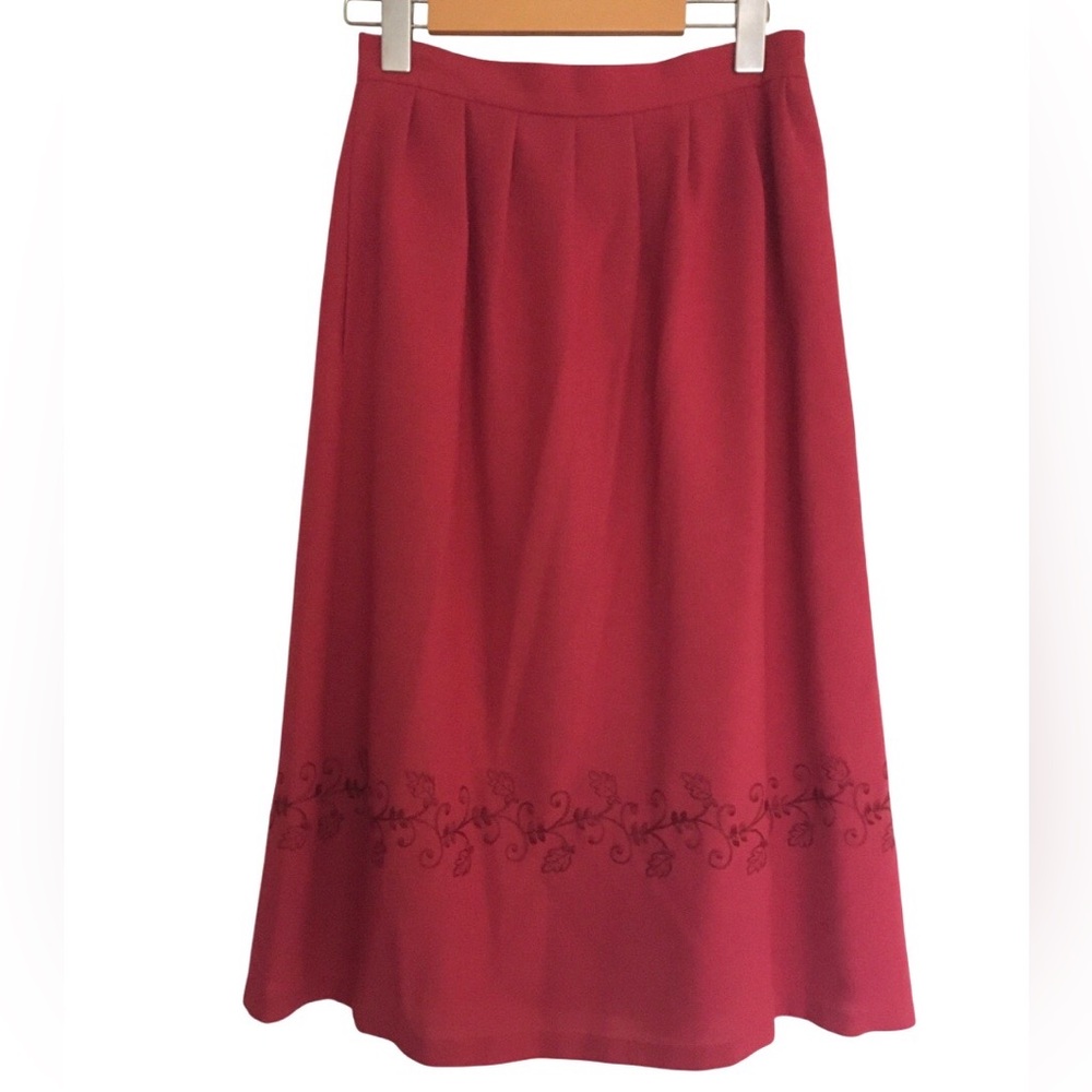 Vintage Embroidered Red Skirt A-line Prairie Folk 70s Midi Cottagecore XS